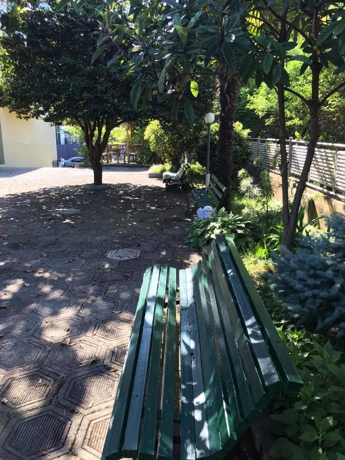Hotel Niko Kobuleti Bagian luar foto